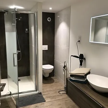 Le Sequoia Apartment